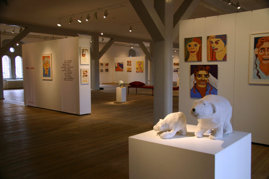 2008 Inside outside