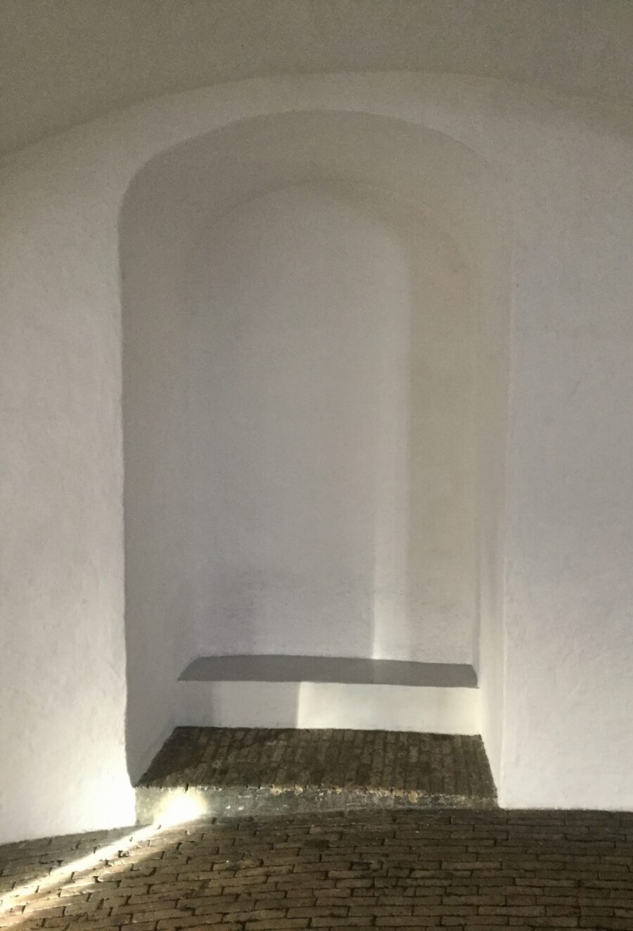 En niche i Sneglegangen En niche i Sneglegangen
