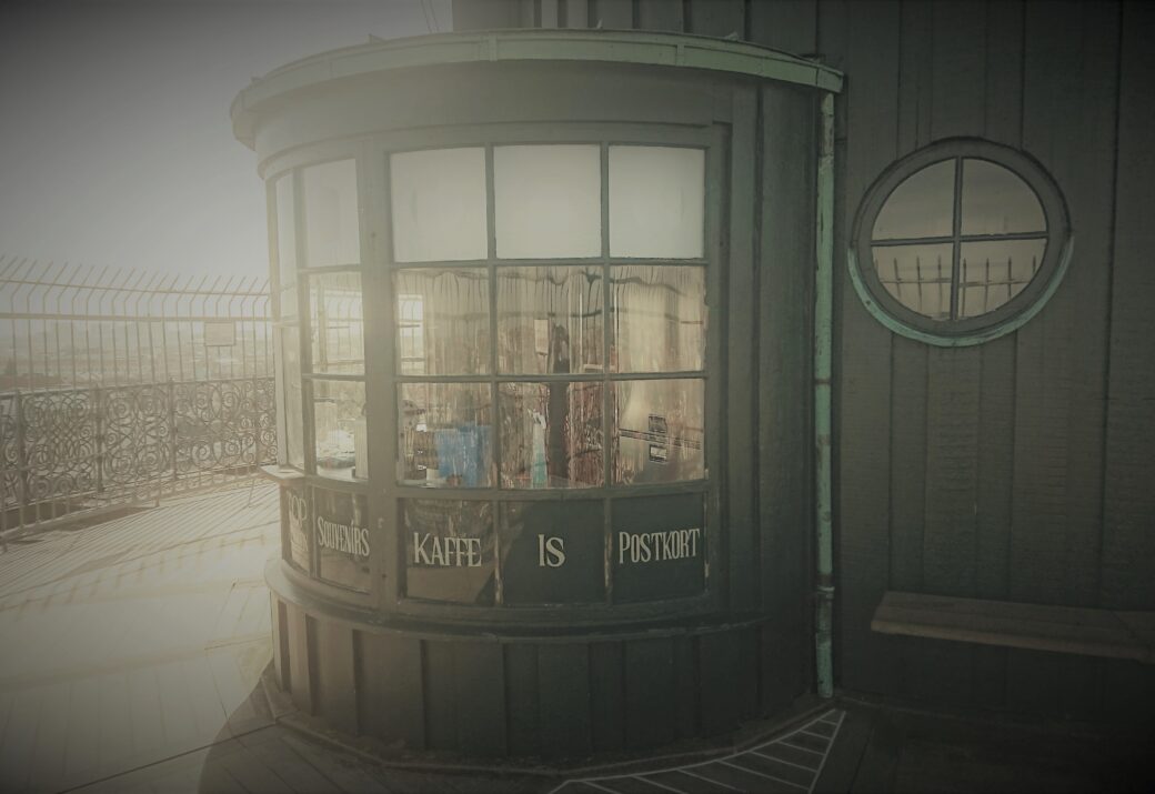 The Round Tower's newly restored kiosk at the top a day in May 2018