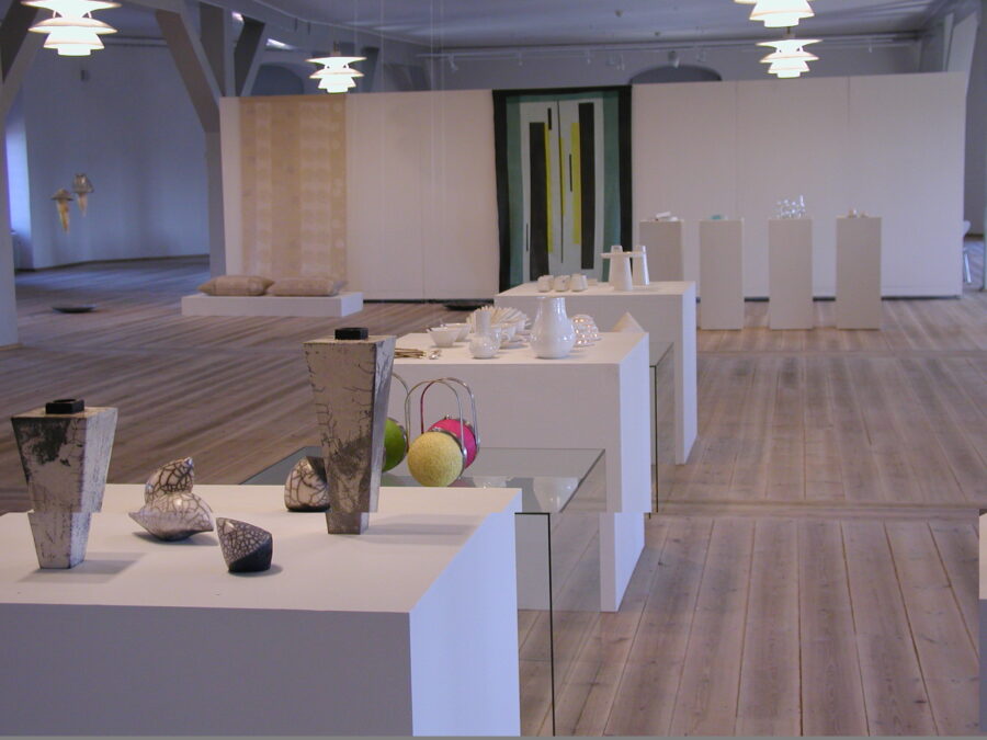 2003 Spor Islands kunsthaandværk